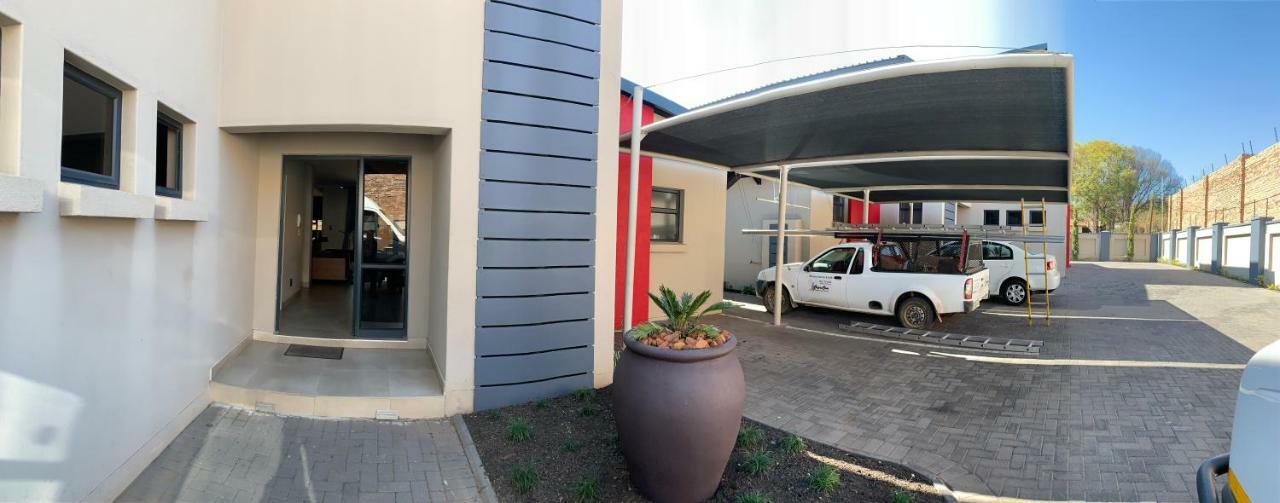 66 Dorp Street Apartment Polokwane Exterior foto